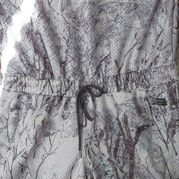 Addidas suit - Picture 2 of 7